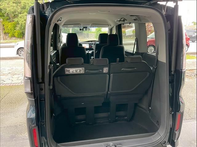 ステップワゴンスパーダ ＨＹＢＲＩＤ　Ｇ　Ｈｏｎｄａ　ＳＥＮＳＩＮＧ（32枚目）