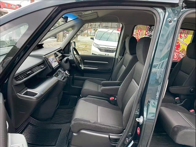 ステップワゴンスパーダ ＨＹＢＲＩＤ　Ｇ　Ｈｏｎｄａ　ＳＥＮＳＩＮＧ（39枚目）