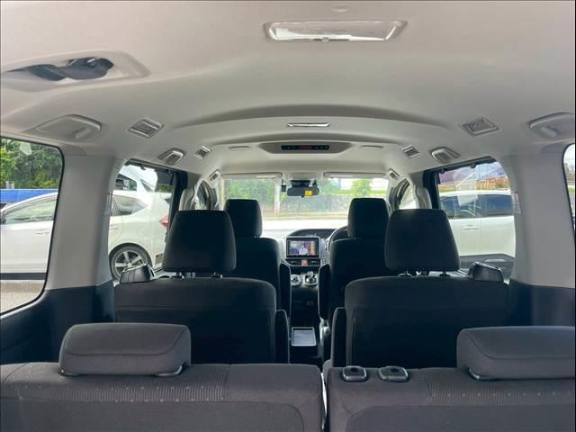 ヴォクシー ＨＹＢＲＩＤ　Ｖ　７人乗り（34枚目）