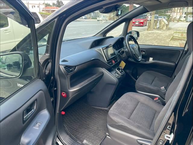 ヴォクシー ＨＹＢＲＩＤ　Ｖ　７人乗り（38枚目）