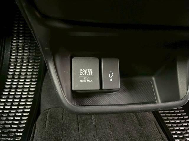 フリードハイブリッド ＨＹＢＲＩＤ　Ｇ　ＢＬＡＣＫ　ＳＴＹＬＥ　６人（23枚目）