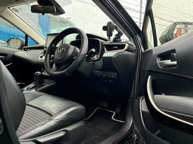 カローラ ハイブリッド　ダブルバイビー５０ミリオンエディション（8枚目）