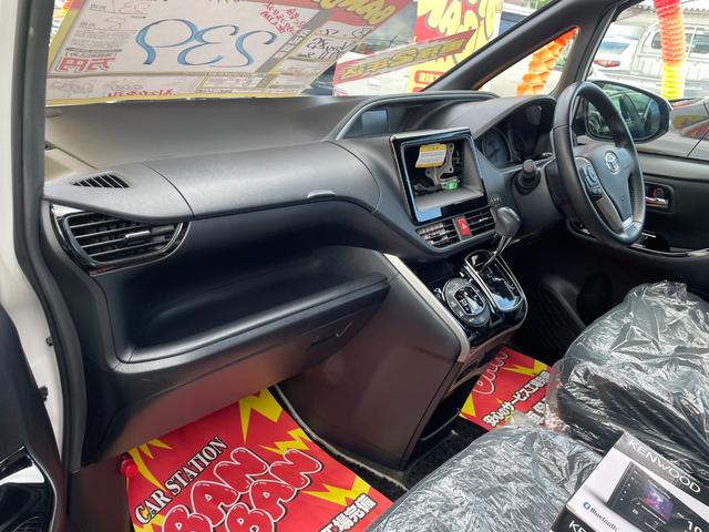 ヴォクシー ＺＳ　煌ＩＩ　フルセグナビ　ブルートゥース　バックモニター　両側パワースライドドア（8枚目）