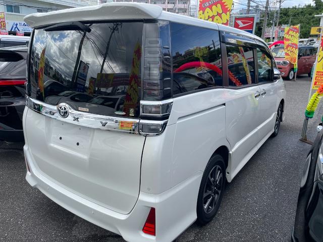 ヴォクシー ＺＳ　煌ＩＩ　フルセグナビ　ブルートゥース　バックモニター　両側パワースライドドア（13枚目）