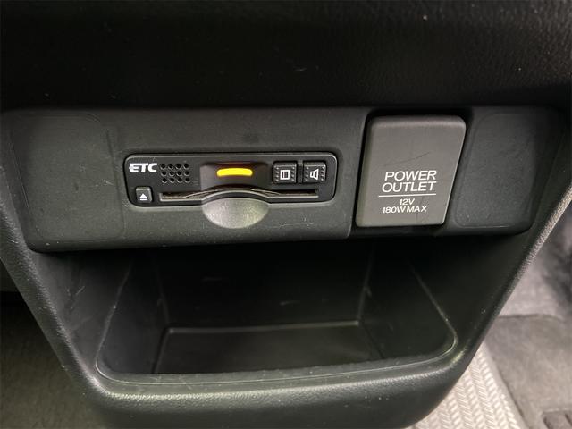 G・Lパッケージ 2年保証 修復歴無し フルセグTVナビ バックカメラ ETC オートライト オートリトラクタブルミラー サンシェード(21枚目)