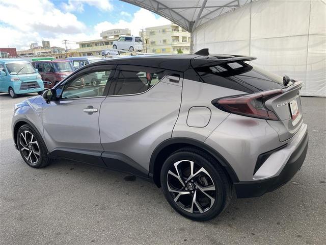 Ｃ－ＨＲ Ｇ　フルセグ　メモリーナビ　ＤＶＤ再生　ミュージックプレイヤー接続可　バックカメラ　衝突被害軽減システム　ＥＴＣ　ＬＥＤヘッドランプ