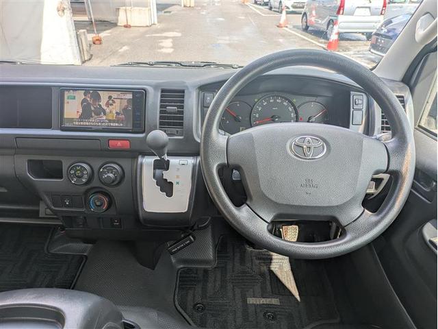 ハイエースワゴン ＤＸウェルジョイン　福祉車両　フルセグ　メモリーナビ　ＤＶＤ再生　バックカメラ　乗車定員１０人　３列シート　記録簿（15枚目）