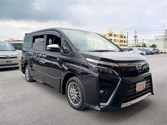 ヴォクシー ハイブリッドＺＳ　煌ＩＩＩ　フルセグ　メモリーナビ　ＤＶＤ再生　ミュージックプレイヤー接続可　バックカメラ　衝突被害軽減システム　ＥＴＣ　両側電動スライド　ＬＥＤヘッドランプ　乗車定員７人　３列シート　記録簿（8枚目）