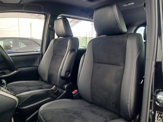 ヴォクシー ハイブリッドＺＳ　煌ＩＩＩ　フルセグ　メモリーナビ　ＤＶＤ再生　ミュージックプレイヤー接続可　バックカメラ　衝突被害軽減システム　ＥＴＣ　両側電動スライド　ＬＥＤヘッドランプ　乗車定員７人　３列シート　記録簿（16枚目）