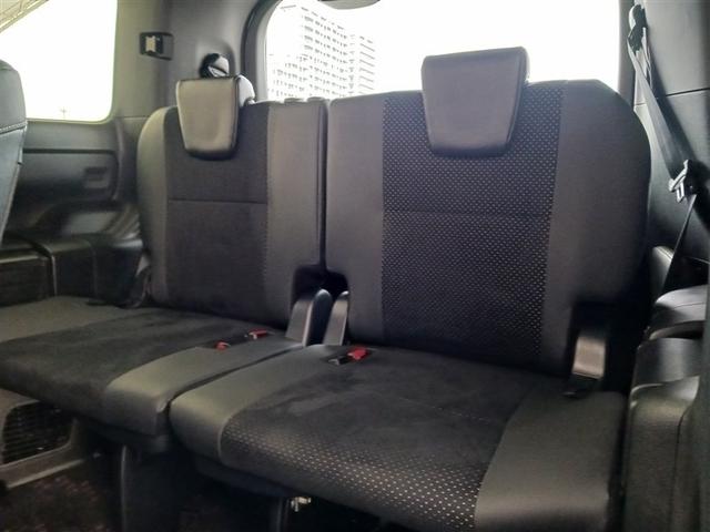 ヴォクシー ハイブリッドＺＳ　煌ＩＩＩ　フルセグ　メモリーナビ　ＤＶＤ再生　ミュージックプレイヤー接続可　バックカメラ　衝突被害軽減システム　ＥＴＣ　両側電動スライド　ＬＥＤヘッドランプ　乗車定員７人　３列シート　記録簿（18枚目）