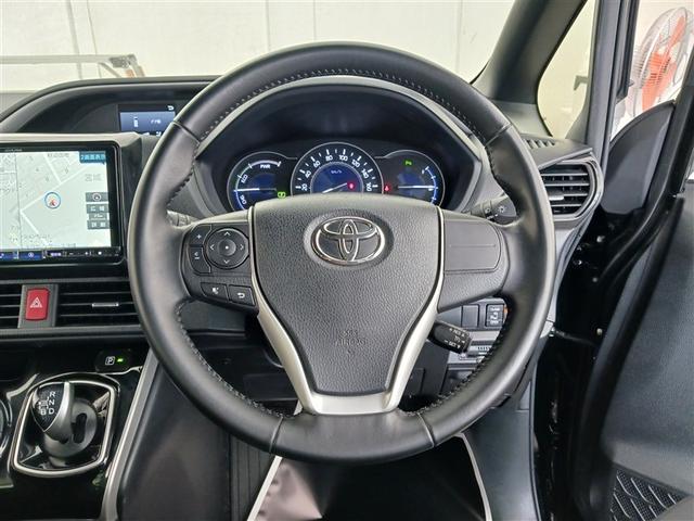 ヴォクシー ハイブリッドＺＳ　煌ＩＩＩ　フルセグ　メモリーナビ　ＤＶＤ再生　ミュージックプレイヤー接続可　バックカメラ　衝突被害軽減システム　ＥＴＣ　両側電動スライド　ＬＥＤヘッドランプ　乗車定員７人　３列シート　記録簿（24枚目）