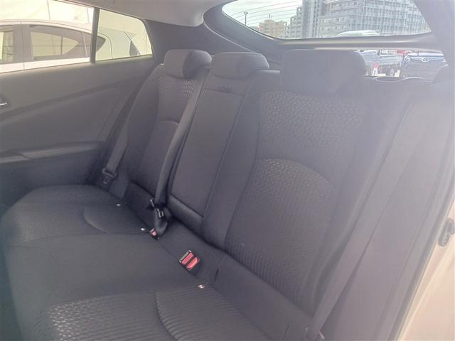 プリウス Ａ　フルセグ　メモリーナビ　ＤＶＤ再生　ミュージックプレイヤー接続可　バックカメラ　衝突被害軽減システム　ＥＴＣ　ドラレコ　ＬＥＤヘッドランプ（17枚目）