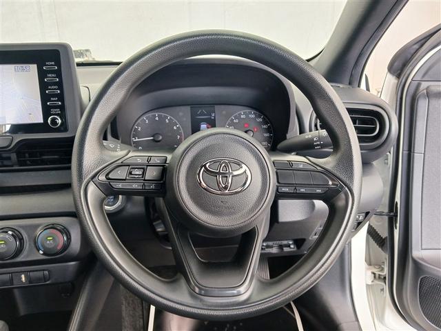 ヤリス Ｘ　メモリーナビ　ミュージックプレイヤー接続可　バックカメラ　衝突被害軽減システム　ＥＴＣ（24枚目）