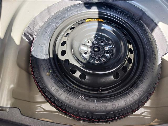 カムリ ＷＳ　メモリーナビ　ＤＶＤ再生　ミュージックプレイヤー接続可　バックカメラ　衝突被害軽減システム　ＥＴＣ　ＬＥＤヘッドランプ　記録簿（19枚目）