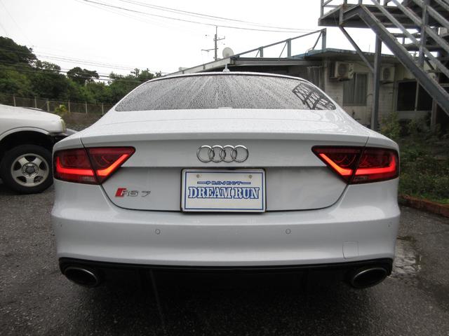 アウディ ＲＳ７スポーツバック