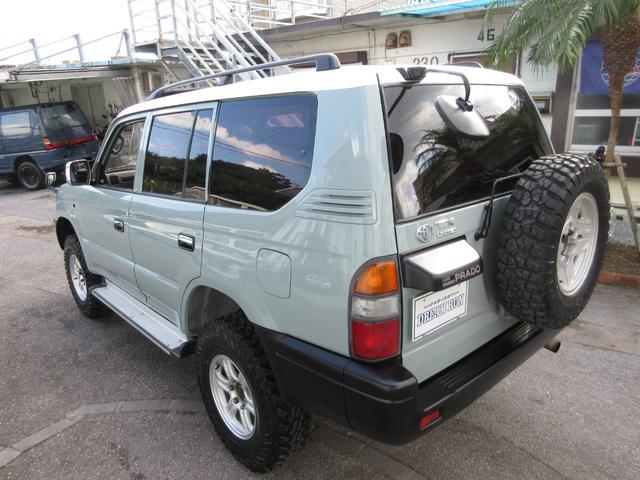 ランドクルーザープラド 　ＮＥＷオールペイント　リフトアップ　サンルーフ　社外ホイル　新品ジオランダーＭＴタイヤ　タイミングベルト交換済み（12枚目）