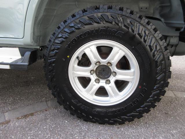 ランドクルーザープラド 　ＮＥＷオールペイント　リフトアップ　サンルーフ　社外ホイル　新品ジオランダーＭＴタイヤ　タイミングベルト交換済み（18枚目）