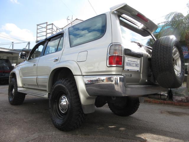 ハイラックスサーフ 　新品ホイル　新品ＭＴタイヤ　新品リフトアップ　新品ＴＯＹＯＴＡメッキグリルメッキ前後バンパー　メッキドアミラー　背面タイヤ　タイベル交換済み（15枚目）