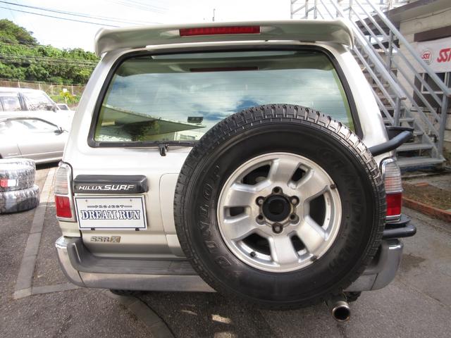 ハイラックスサーフ 　新品ホイル　新品ＭＴタイヤ　新品リフトアップ　新品ＴＯＹＯＴＡメッキグリルメッキ前後バンパー　メッキドアミラー　背面タイヤ　タイベル交換済み（16枚目）