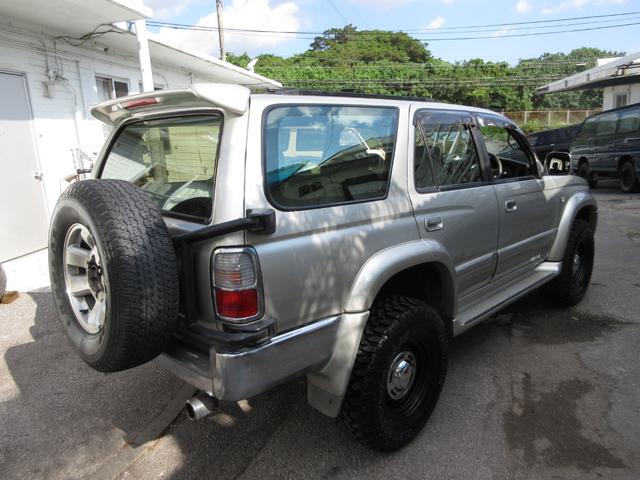 ハイラックスサーフ 　新品ホイル　新品ＭＴタイヤ　新品リフトアップ　新品ＴＯＹＯＴＡメッキグリルメッキ前後バンパー　メッキドアミラー　背面タイヤ　タイベル交換済み（17枚目）