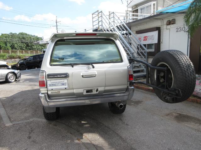 ハイラックスサーフ 　新品ホイル　新品ＭＴタイヤ　新品リフトアップ　新品ＴＯＹＯＴＡメッキグリルメッキ前後バンパー　メッキドアミラー　背面タイヤ　タイベル交換済み（19枚目）