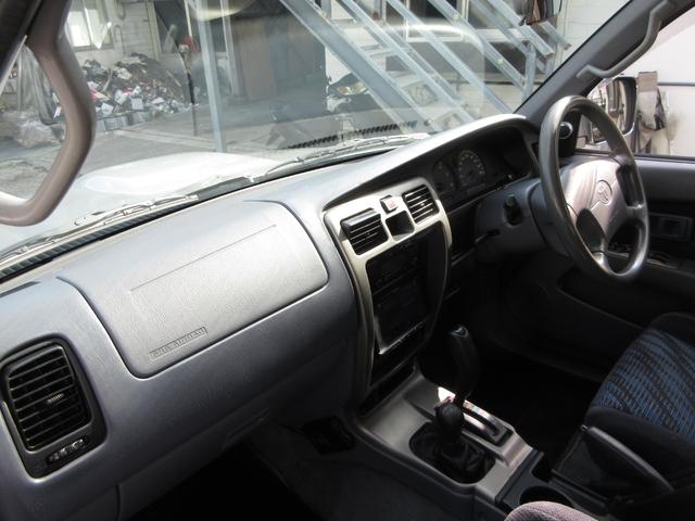 ハイラックスサーフ 　新品ホイル　新品ＭＴタイヤ　新品リフトアップ　新品ＴＯＹＯＴＡメッキグリルメッキ前後バンパー　メッキドアミラー　背面タイヤ　タイベル交換済み（24枚目）