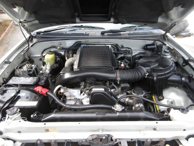 ハイラックスサーフ 　新品ホイル　新品ＭＴタイヤ　新品リフトアップ　新品ＴＯＹＯＴＡメッキグリルメッキ前後バンパー　メッキドアミラー　背面タイヤ　タイベル交換済み（30枚目）