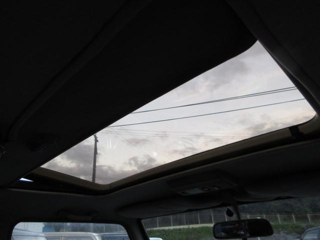 ランドクルーザープラド 純正カラー全ペイント リフトアップ 社外ホイル A/Tタイヤ 丸目ライト 社外メッキグリル サンルーフ LEDテールレンズ オレンジコーナーレンズ タイベル交換済み(21枚目)