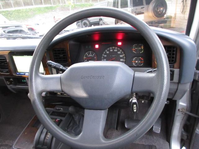 ランドクルーザープラド 純正カラー全ペイント リフトアップ 社外ホイル A/Tタイヤ 丸目ライト 社外メッキグリル サンルーフ LEDテールレンズ オレンジコーナーレンズ タイベル交換済み(23枚目)