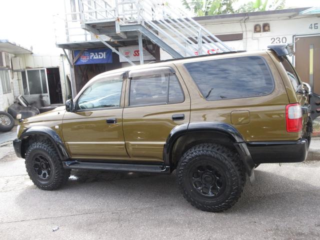 ハイラックスサーフ ＳＳＲ－Ｘ　ＮＥＷオールペイント　新品リフトアップ　新品ジオランダーＭＴタイヤ　新品社外グリル　インタークーラーディーゼルターボ（10枚目）