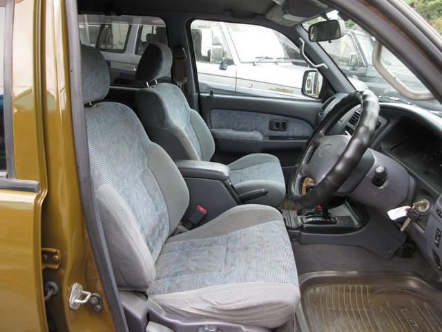 ハイラックスサーフ ＳＳＲ－Ｘ　ＮＥＷオールペイント　新品リフトアップ　新品ジオランダーＭＴタイヤ　新品社外グリル　インタークーラーディーゼルターボ（30枚目）