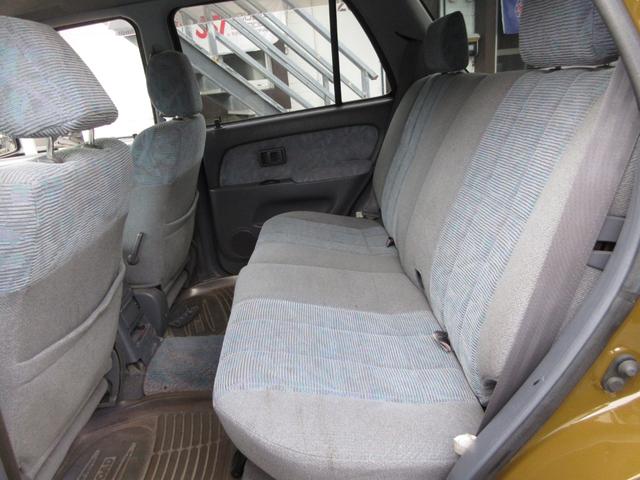 ハイラックスサーフ ＳＳＲ－Ｘ　ＮＥＷオールペイント　新品リフトアップ　新品ジオランダーＭＴタイヤ　新品社外グリル　インタークーラーディーゼルターボ（33枚目）