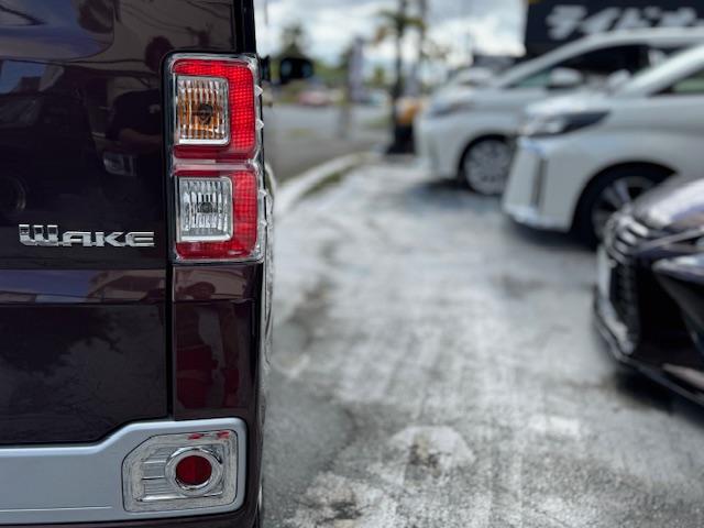 ウェイク Ｘ　ファインセレクションＳＡ　ターボ　レジャースペック　パワースライドドア　ＬＥＤヘッドライト　Ｂｌｕｅｔｏｏｔｈ内蔵ＳＤナビ　地デジ　バックモニター　限定メッキグリル　ドラレコ　衝突回避支援システム　純正アルミ（15枚目）