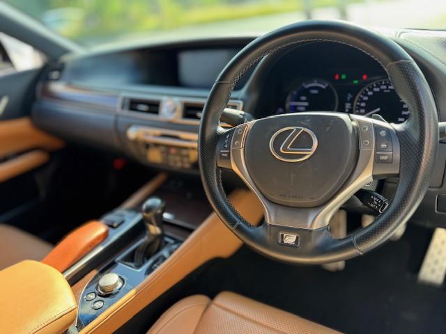GS GS350 Fスポーツ スピンドルフェイス WORKグノーシス20インチアルミ HKS車高調 ブラウンレザーエアーシート 3眼ヘッドライト F&トランクスポ クルーズコントロール 電動サンシェード 社外マフラー(25枚目)
