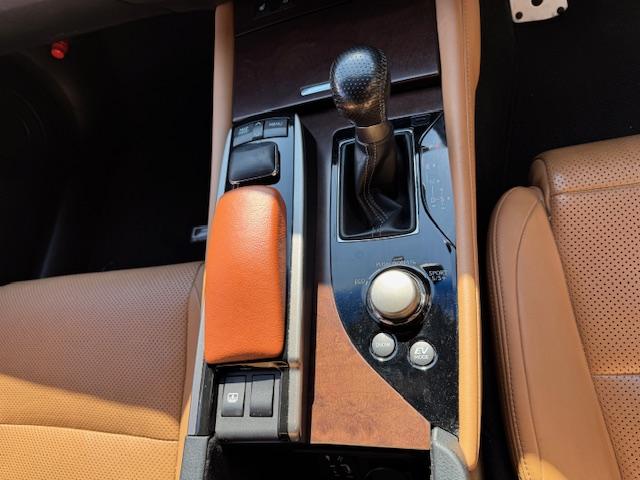 GS GS350 Fスポーツ スピンドルフェイス WORKグノーシス20インチアルミ HKS車高調 ブラウンレザーエアーシート 3眼ヘッドライト F&トランクスポ クルーズコントロール 電動サンシェード 社外マフラー(36枚目)