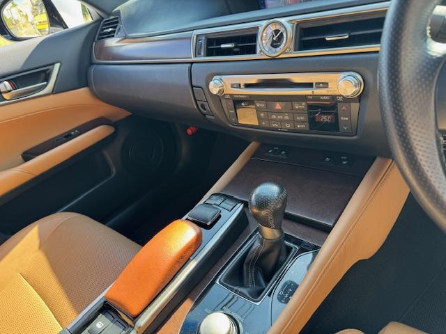 GS GS350 Fスポーツ スピンドルフェイス WORKグノーシス20インチアルミ HKS車高調 ブラウンレザーエアーシート 3眼ヘッドライト F&トランクスポ クルーズコントロール 電動サンシェード 社外マフラー(37枚目)