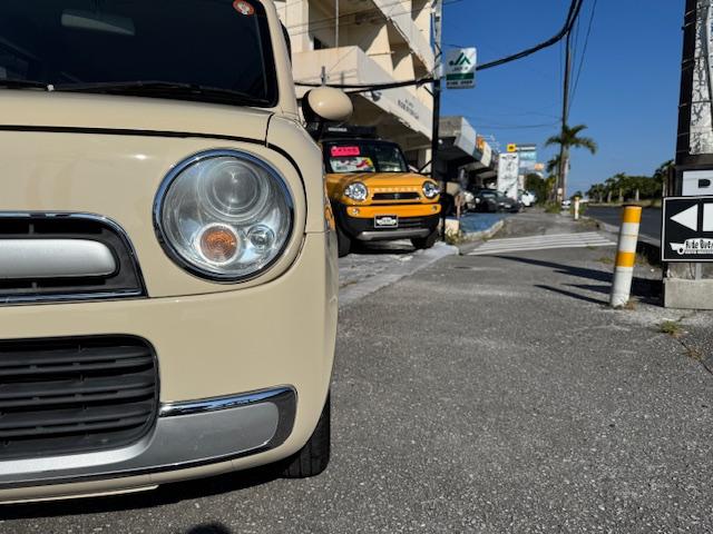 アルトラパンショコラ Ｇ　スマートフォン連動ナビ装着車　純正１４インチアルミ　ヒーター内臓レザーコンビシート　プッシュスタート　バックモニター　地デジ　バックモニター（16枚目）