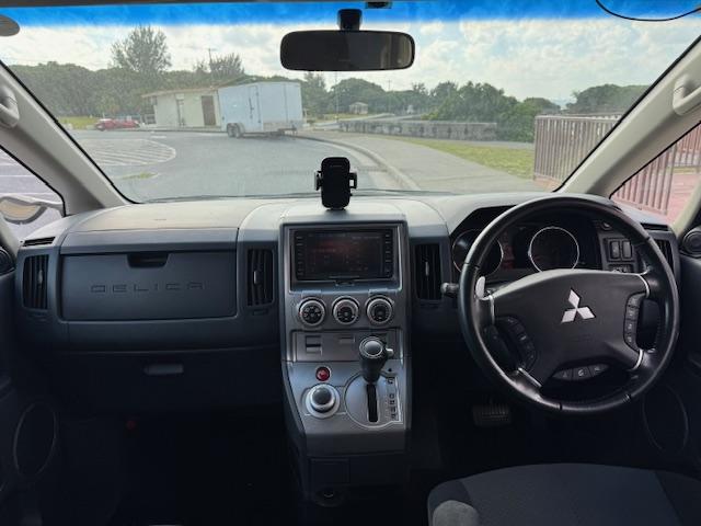 デリカD:5 G ナビパッケージ 1オーナー 4WD 社外サンドベージュオールペン 18インチアルミ バンパープロテクター ヨコハマジオランダーATタイヤ パワースライドドア 純正HDDナビF.S.Rカメラ フリップダウンモニター(22枚目)