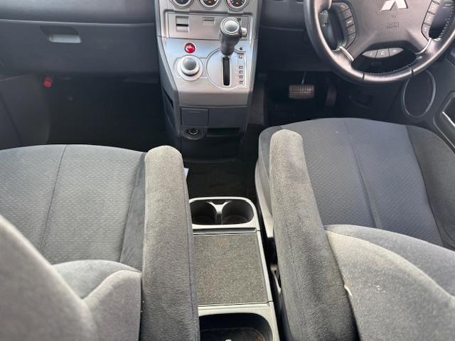 デリカD:5 G ナビパッケージ 1オーナー 4WD 社外サンドベージュオールペン 18インチアルミ バンパープロテクター ヨコハマジオランダーATタイヤ パワースライドドア 純正HDDナビF.S.Rカメラ フリップダウンモニター(29枚目)