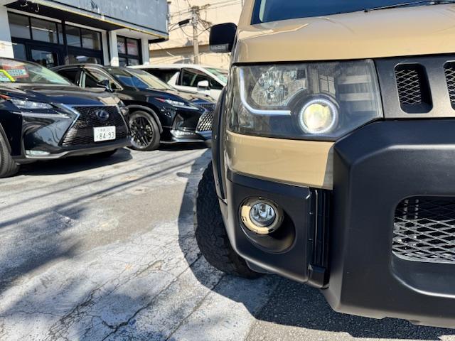 デリカＤ：５ Ｍ　サンドベージュオールペン済　リフトアップ　社外アルミ　ストラーダワイドＳＤナビ　Ｂｌｕｅｔｏｏｔｈ内蔵　２列目シートモニター　パワースライドドア　アンティーク調レザーシートカバー　Ｆバンパーガード（10枚目）