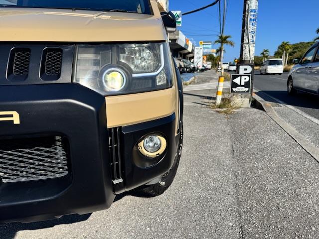 デリカＤ：５ Ｍ　サンドベージュオールペン済　リフトアップ　社外アルミ　ストラーダワイドＳＤナビ　Ｂｌｕｅｔｏｏｔｈ内蔵　２列目シートモニター　パワースライドドア　アンティーク調レザーシートカバー　Ｆバンパーガード（12枚目）