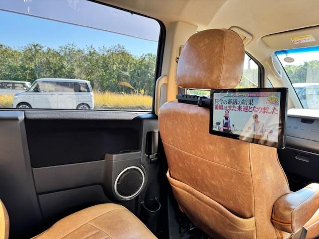 デリカＤ：５ Ｍ　サンドベージュオールペン済　リフトアップ　社外アルミ　ストラーダワイドＳＤナビ　Ｂｌｕｅｔｏｏｔｈ内蔵　２列目シートモニター　パワースライドドア　アンティーク調レザーシートカバー　Ｆバンパーガード（46枚目）