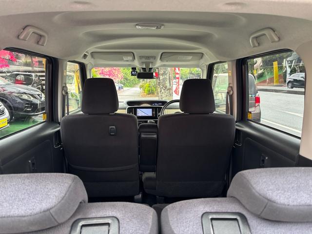 ムーヴキャンバス Ｇメイクアップ　ＳＡＩＩ　スマートキー　プッシュスタート　格納ミラー　両側パワースライドドア　横滑り防止装置　衝突被害軽減装置　アイドリングストップ（32枚目）