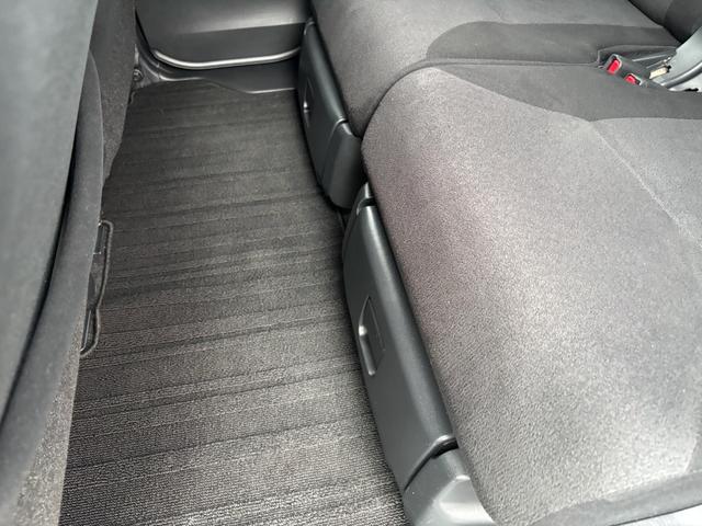 ムーヴキャンバス Ｇメイクアップ　ＳＡＩＩ　スマートキー　プッシュスタート　格納ミラー　両側パワースライドドア　横滑り防止装置　衝突被害軽減装置　アイドリングストップ（36枚目）