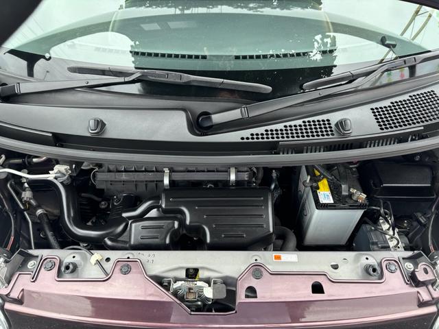 ムーヴキャンバス Ｇメイクアップ　ＳＡＩＩ　スマートキー　プッシュスタート　格納ミラー　両側パワースライドドア　横滑り防止装置　衝突被害軽減装置　アイドリングストップ（44枚目）