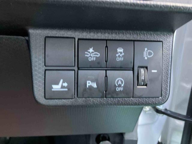 コーナーセンサー切替、安全装備各スイッチ