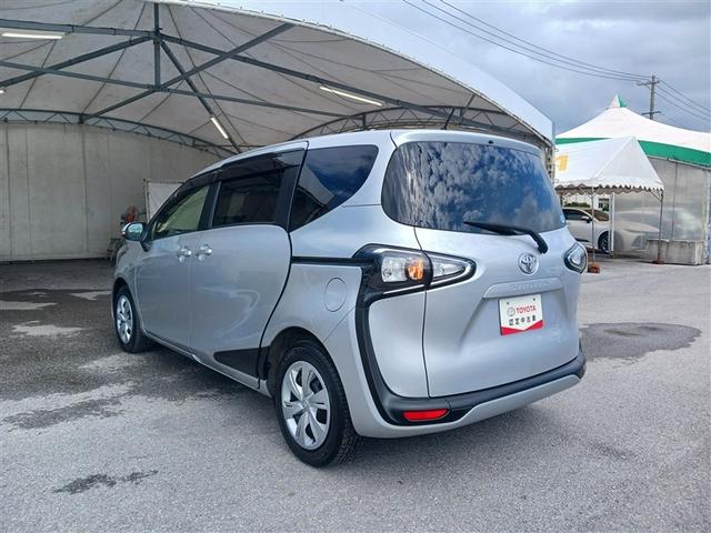 シエンタ ファンベースＸ　ミュージックプレイヤー接続可　電動スライドドア　ウオークスルー　アイドリングストップ（5枚目）