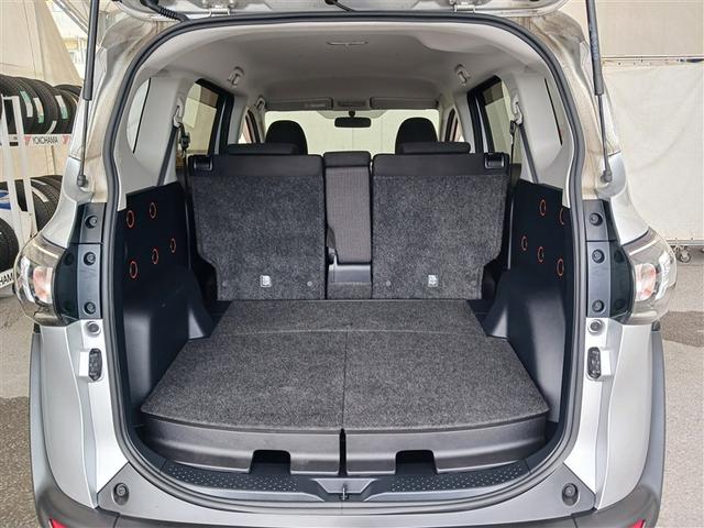 シエンタ ファンベースＸ　ミュージックプレイヤー接続可　電動スライドドア　ウオークスルー　アイドリングストップ（17枚目）