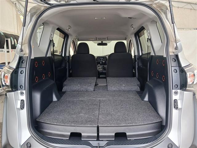 シエンタ ファンベースＸ　ミュージックプレイヤー接続可　電動スライドドア　ウオークスルー　アイドリングストップ（19枚目）