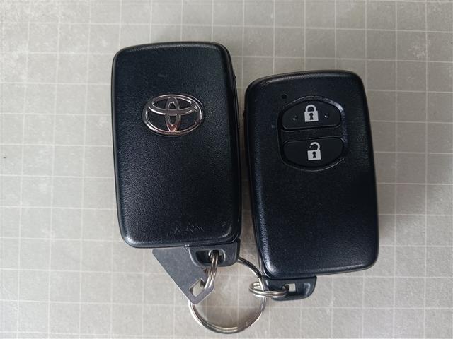 アクア Ｓ　フルセグ　メモリーナビ　ＤＶＤ再生　バックカメラ　ＥＴＣ　ドラレコ　ＬＥＤヘッドランプ　記録簿（38枚目）